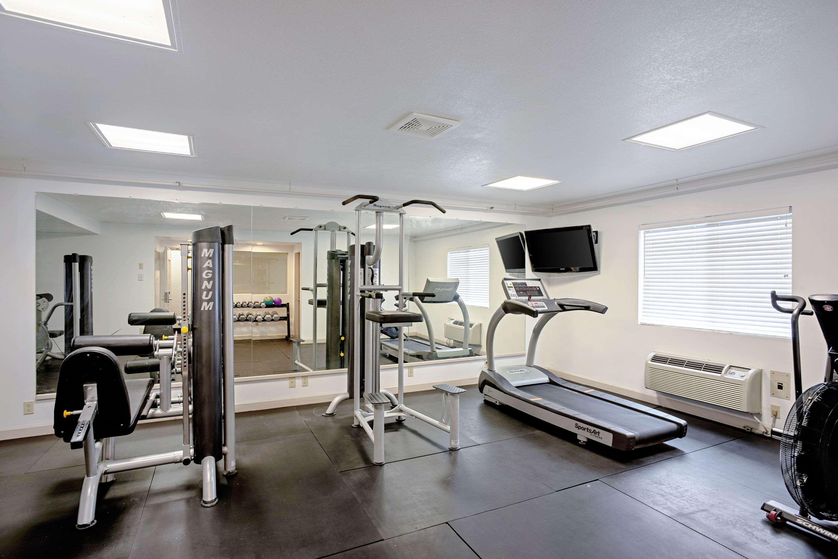 Quality Inn Frontier At Us Hwy 30 Clinton Экстерьер фото